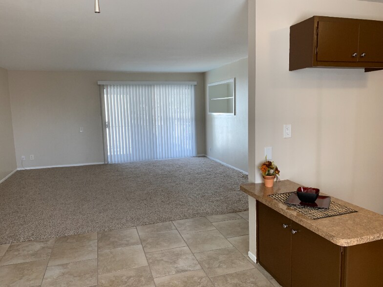 Building Photo - 25863 Pacific St