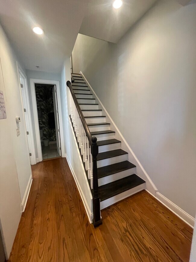 Hallway - 1823 N Capitol St NE