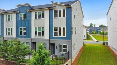 Building Photo - 1521 Layton Ln NW