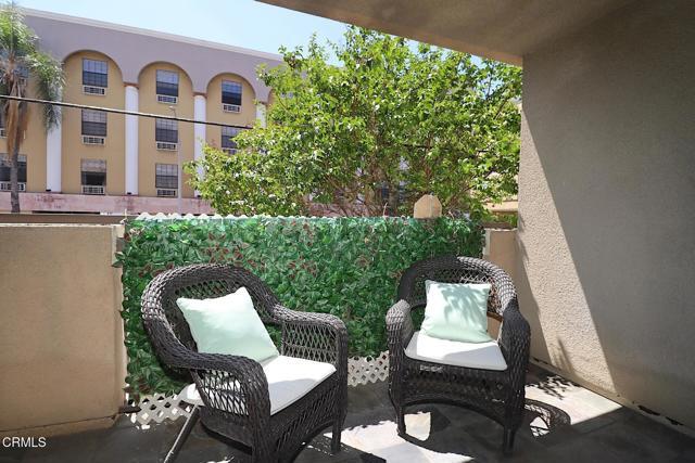 Building Photo - 3855 Ingraham St