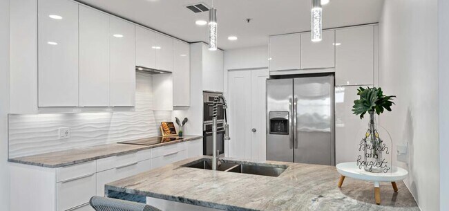 Building Photo - 9011 US-98