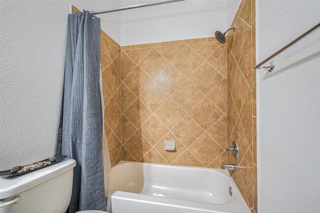 Building Photo - 4511 Crossvale Ridge Ln