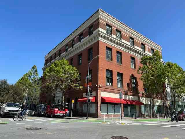 Building Photo - 95 McCoppin St