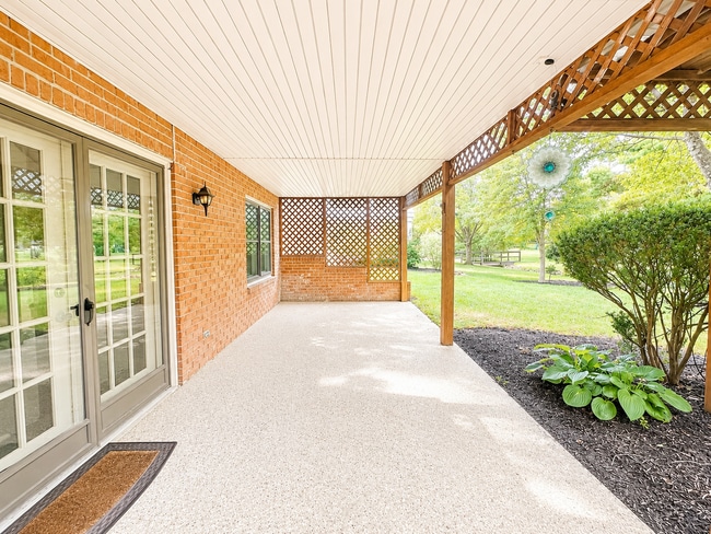 Building Photo - 9205 Whitegate Ct