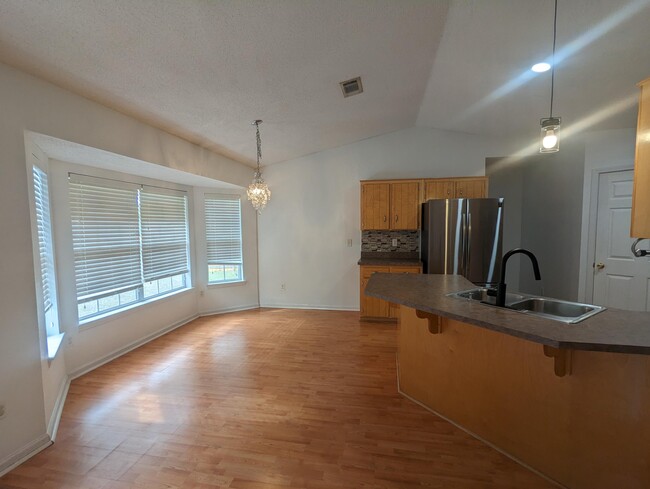 Building Photo - 7309 Westminster Dr
