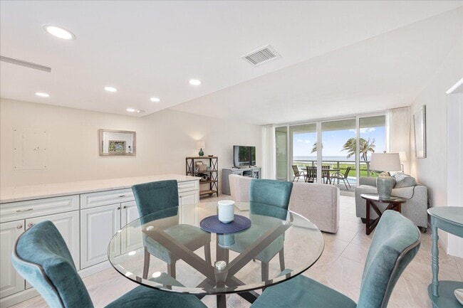 Building Photo - 1213 S Ocean Blvd