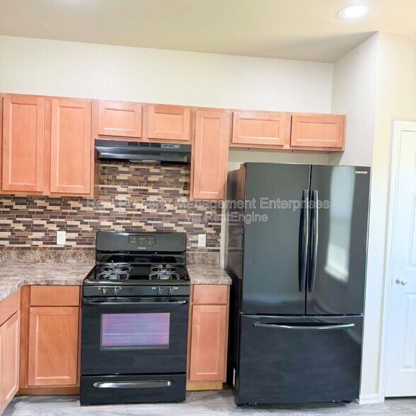 Building Photo - 13229 Bridgewater Dr