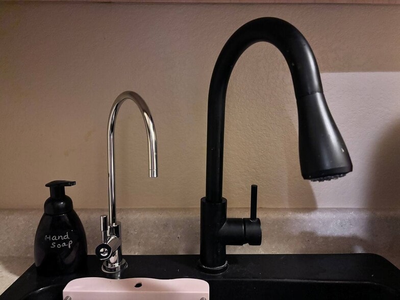 Building Photo - 1350 S Greenfield Rd