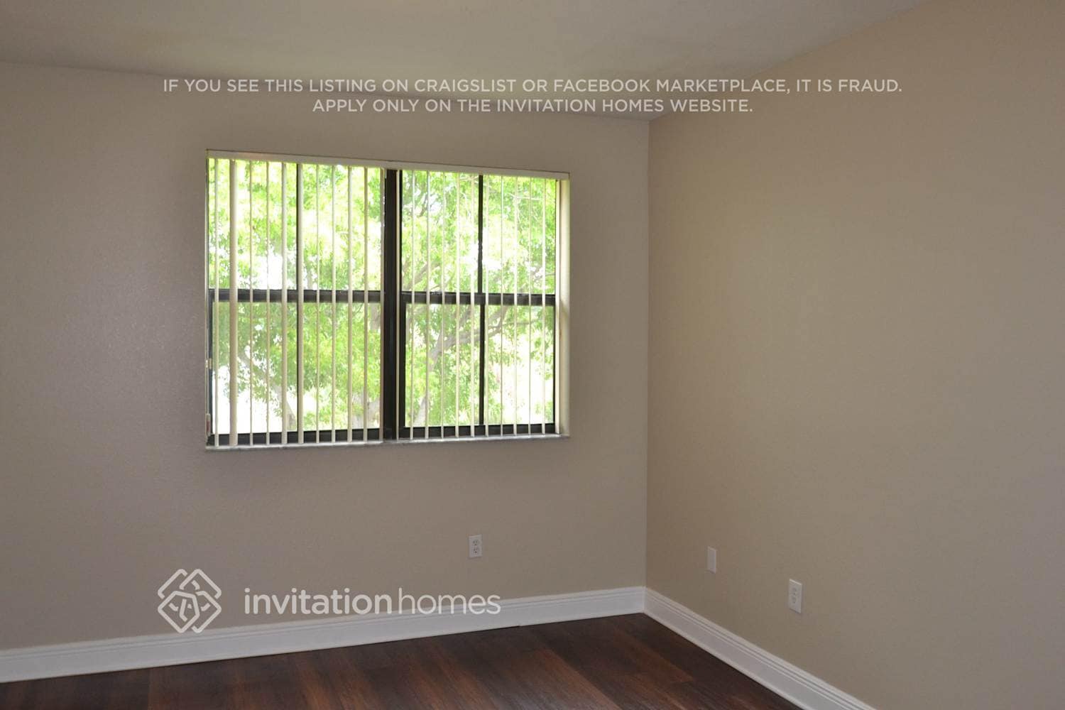 Building Photo - 3720 SW 69th Ave