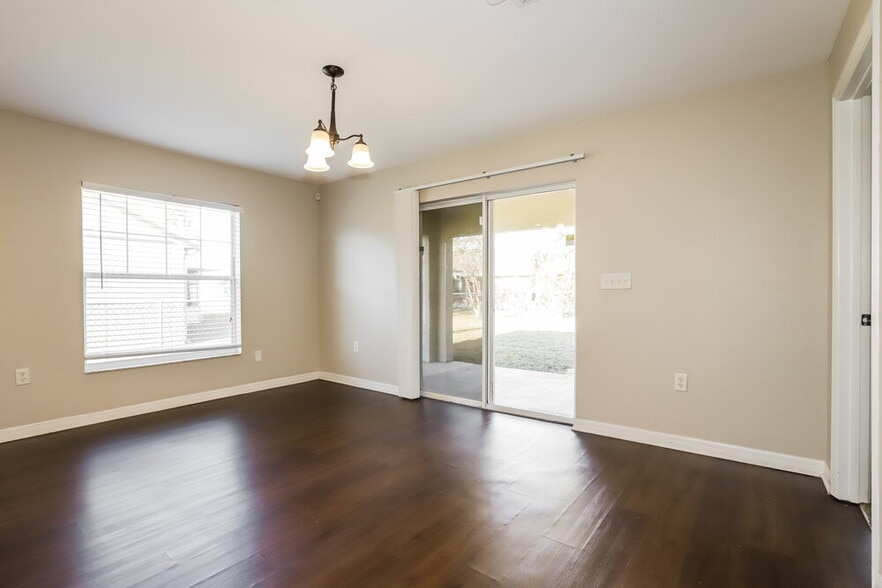 Building Photo - 3051 Sire Trail