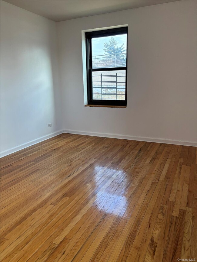 Building Photo - 73-11 Bell Blvd