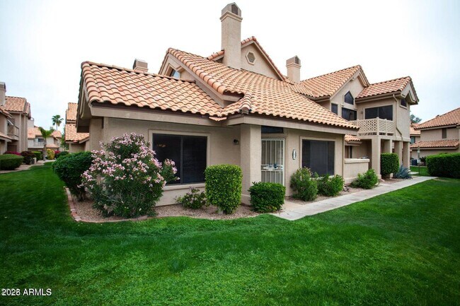 Primary Photo - 1001 N Pasadena