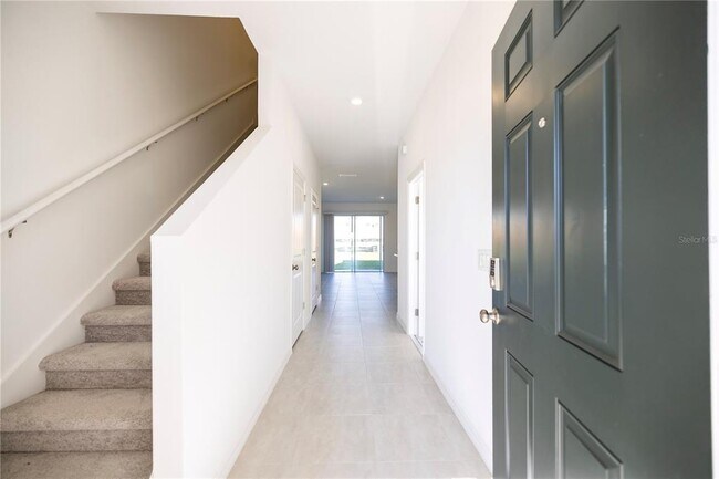 Building Photo - 7609 WATERSCAPE Dr