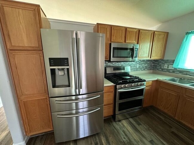 Building Photo - 17597 Grand Valley Ct