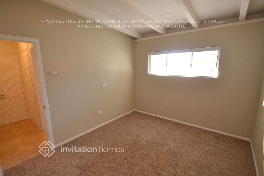 Building Photo - 1330 Campus Ave