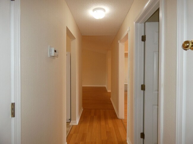 Building Photo - 4 Bedroom in Spencer Oaks Subdivision