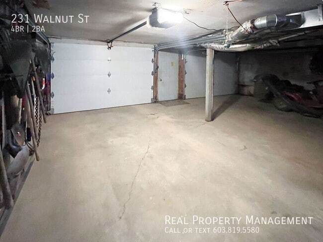 Building Photo - 231 Walnut St
