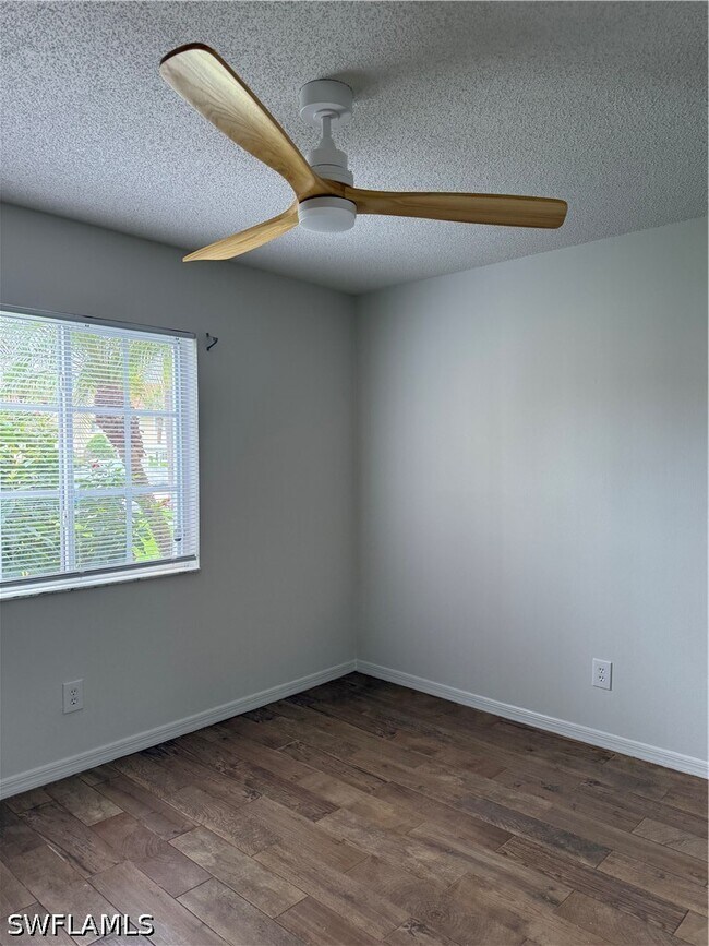 Building Photo - 7750 Jewel Ln