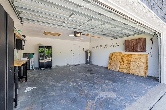 Building Photo - Charming 3-Bedroom Home with Large Fenced ...