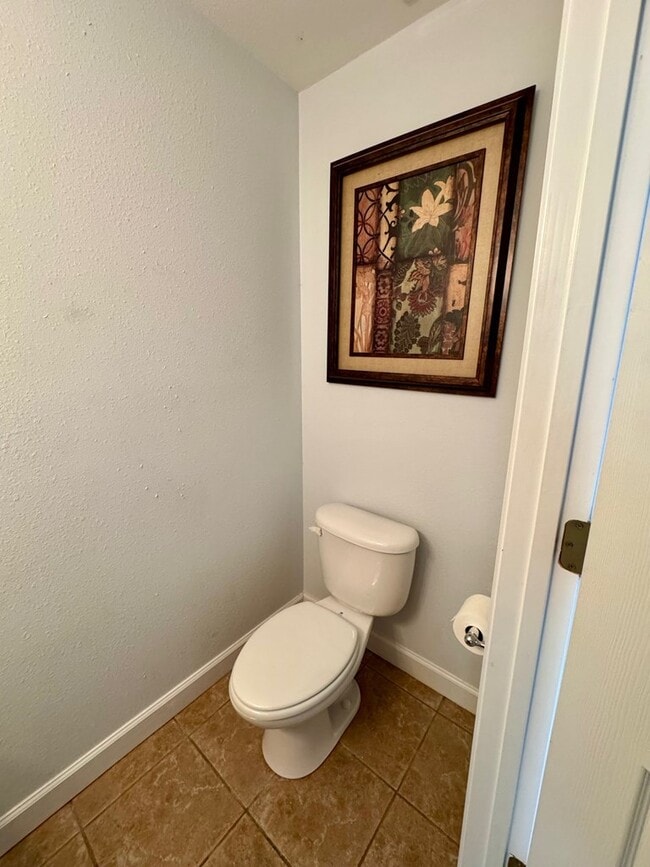 Building Photo - 208 Sawyer Ln