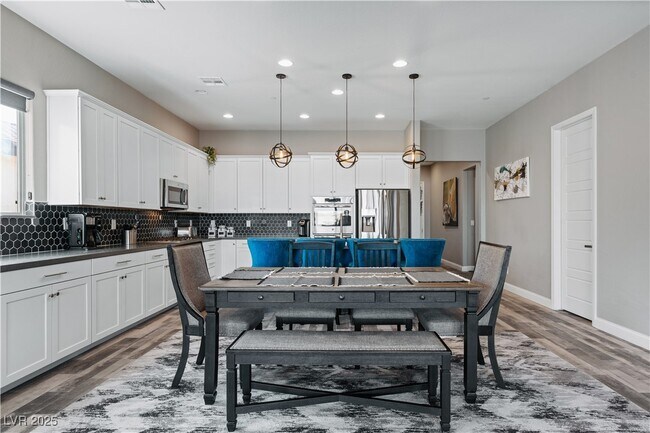Building Photo - 359 Con Brio Ln