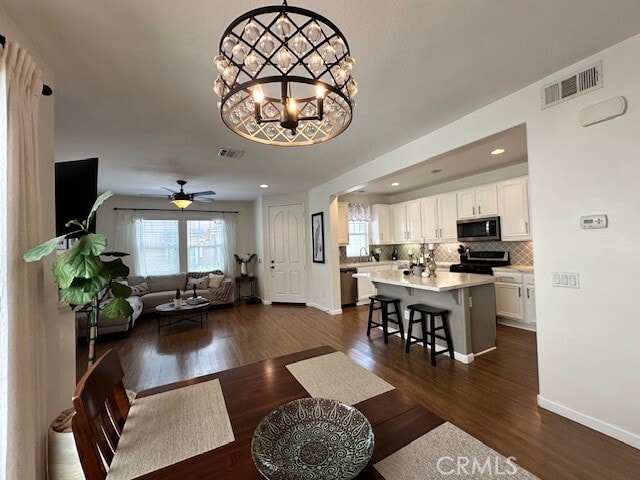 Building Photo - 15931 Moonflower Ave