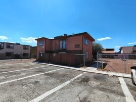 Building Photo - 3663 Kolendo Ct
