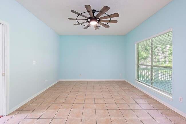 Building Photo - 13480 Gallant Fox Cir W