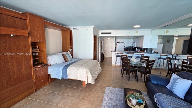 Building Photo - 2501 S Ocean Dr