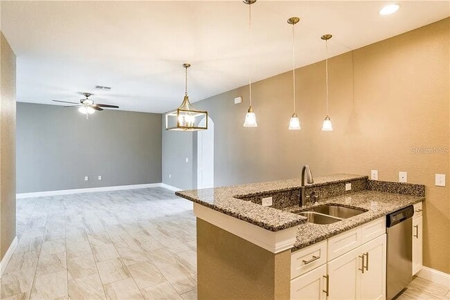 Building Photo - 5438 Lunn Landings Ave