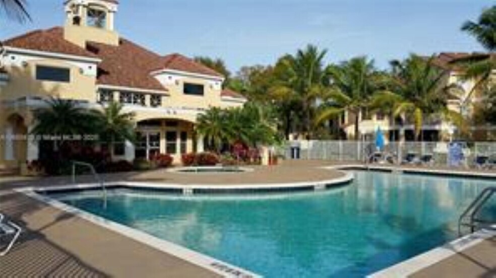 Building Photo - 2445 NW 33rd St