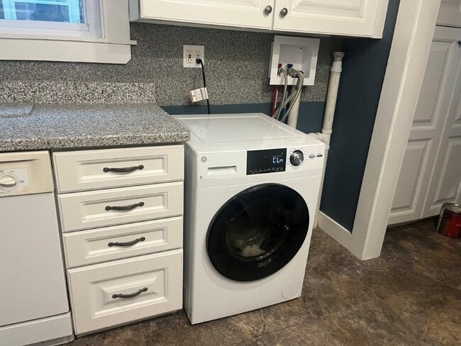 Building Photo - 1 Wentworth Ter