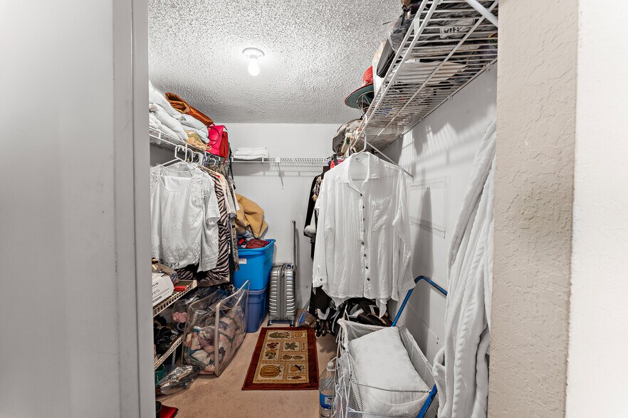 Building Photo - 4746 Azalea Dr
