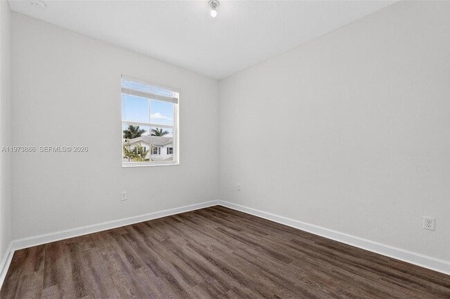 Building Photo - 2662 SE 10th St