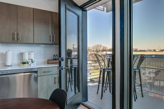 Building Photo - 920 South St