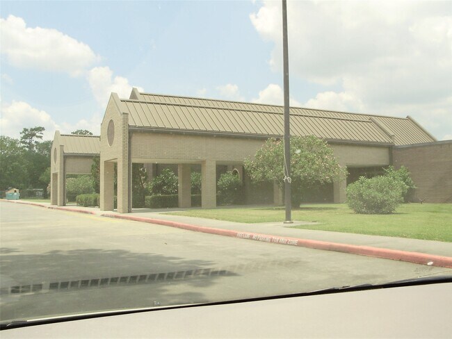Building Photo - 2107 Shiveley Cir