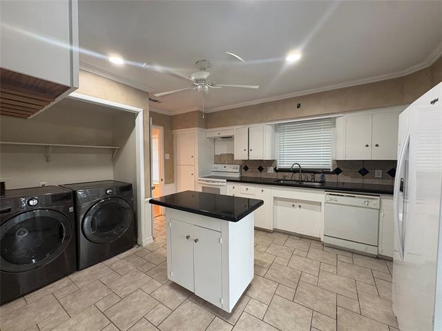 Building Photo - 7525 Wentwood Dr