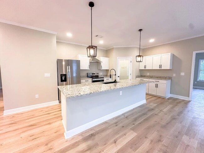 Building Photo - 232 Sylvan Rd