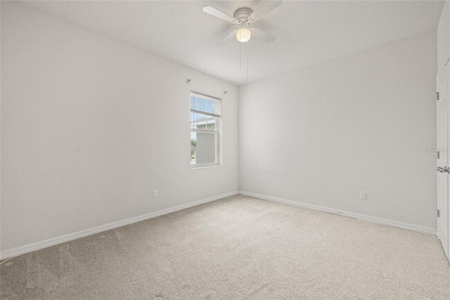 Building Photo - 1950 Lake Ridge Blvd