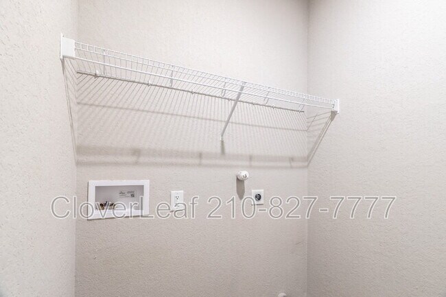 Building Photo - 13040 Heathers Sun