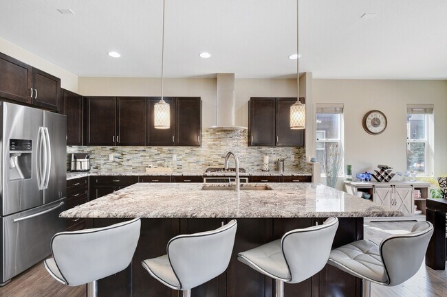 Building Photo - 14055 Touchstone St
