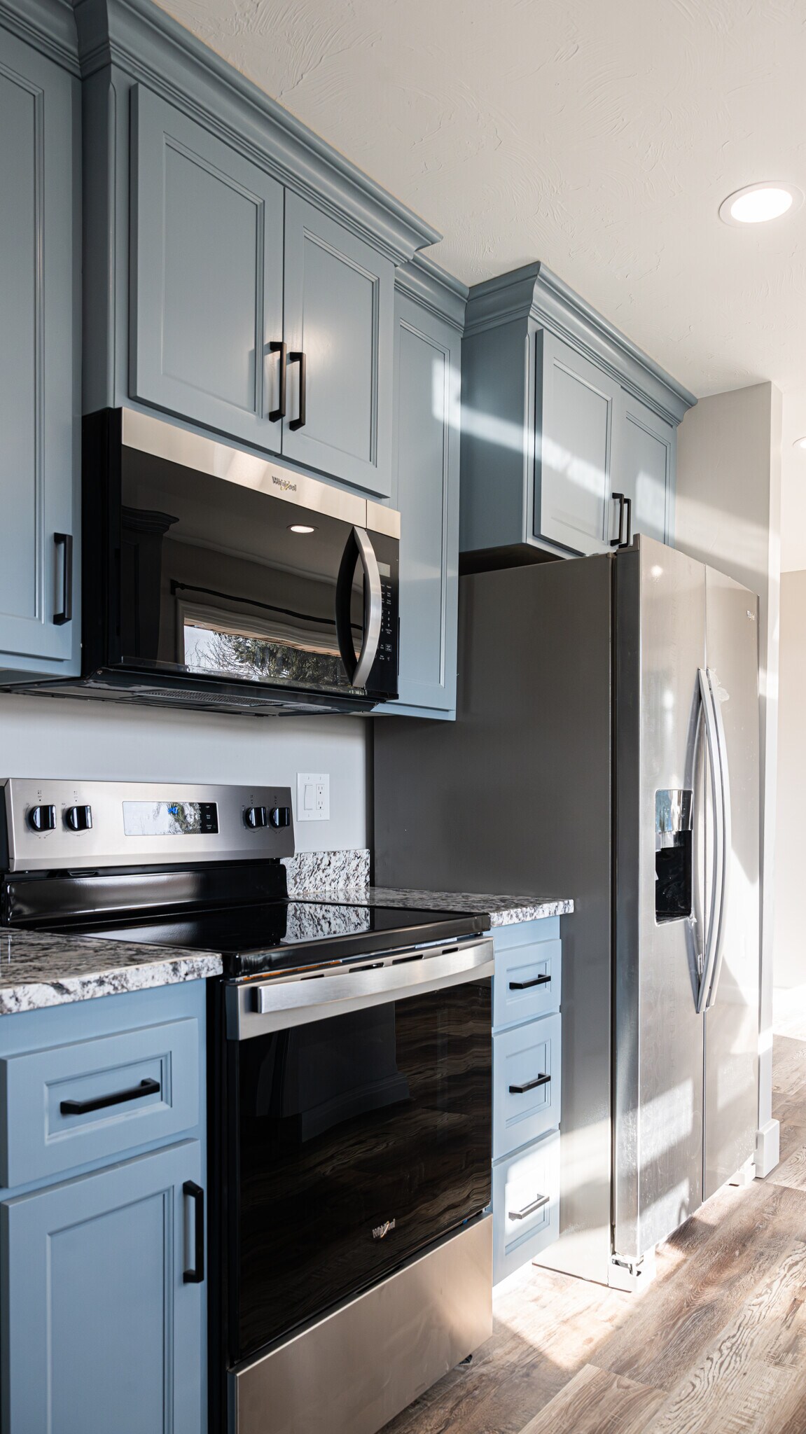 Building Photo - 920 9th St