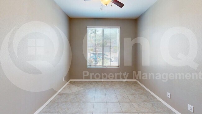 Building Photo - 14425 W Dahlia Dr