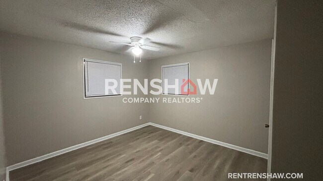 Building Photo - 4829 McCrory Ave