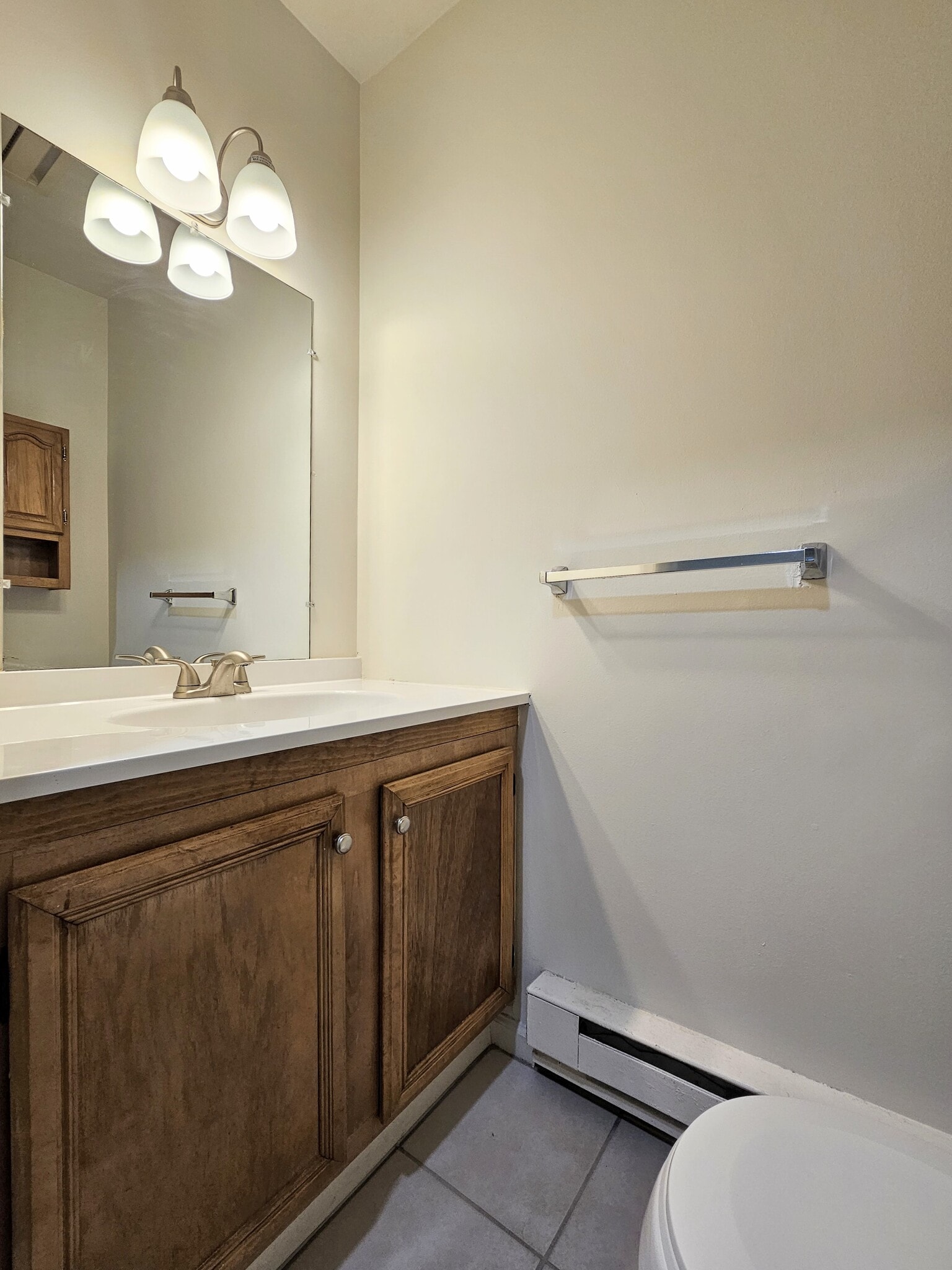 Building Photo - 104 Bradford Dr