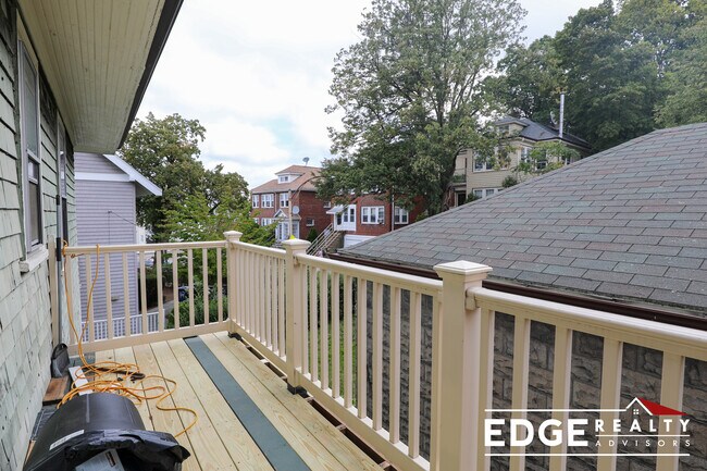 Building Photo - 3 Melton Rd