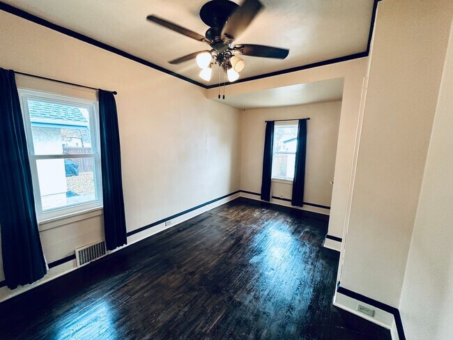 Building Photo - Charming 2-Bedroom Home w/ Finished Loft, ...