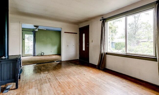 Building Photo - 1940 Hayes St