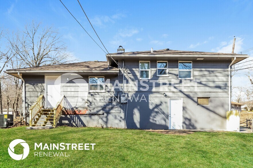 Building Photo - 6305 E 101st St