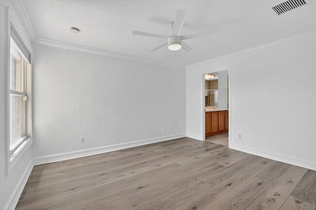 Building Photo - 8326 Emerald Winds Cir